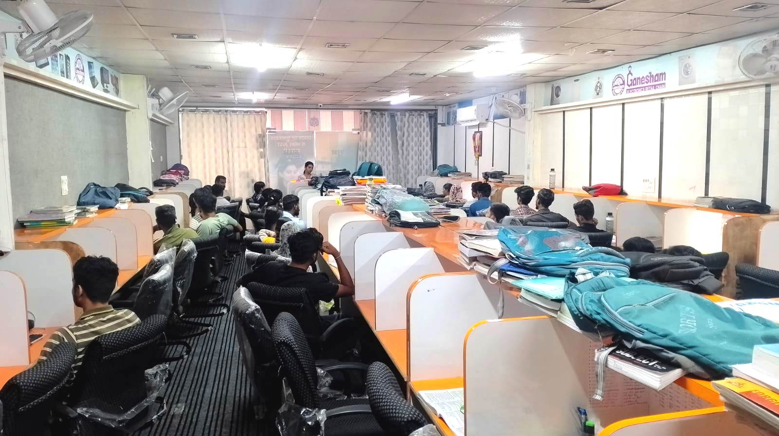 WhatsApp Image 2025-08-16 at 15.59.10