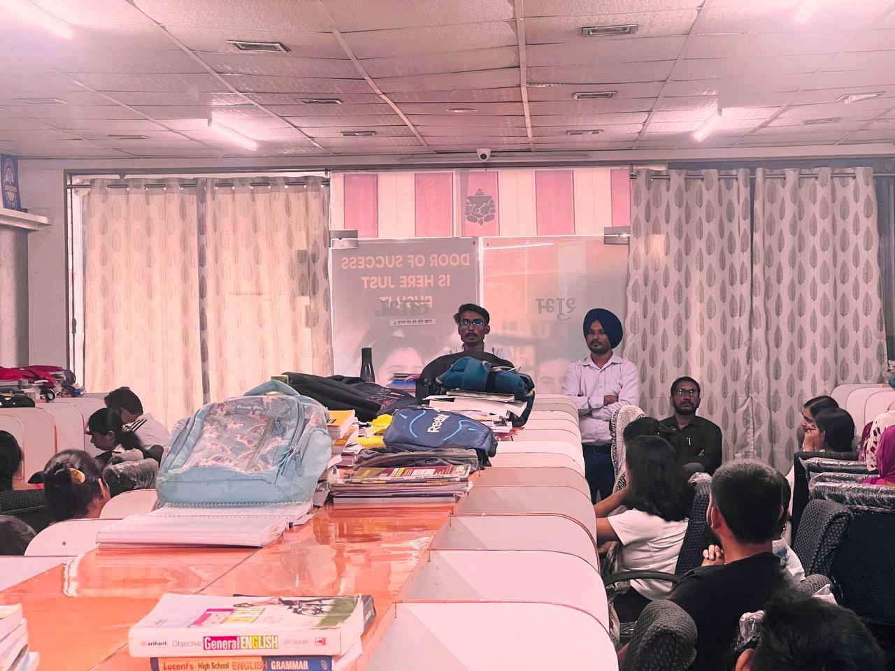 photo_6327877499219986248_y