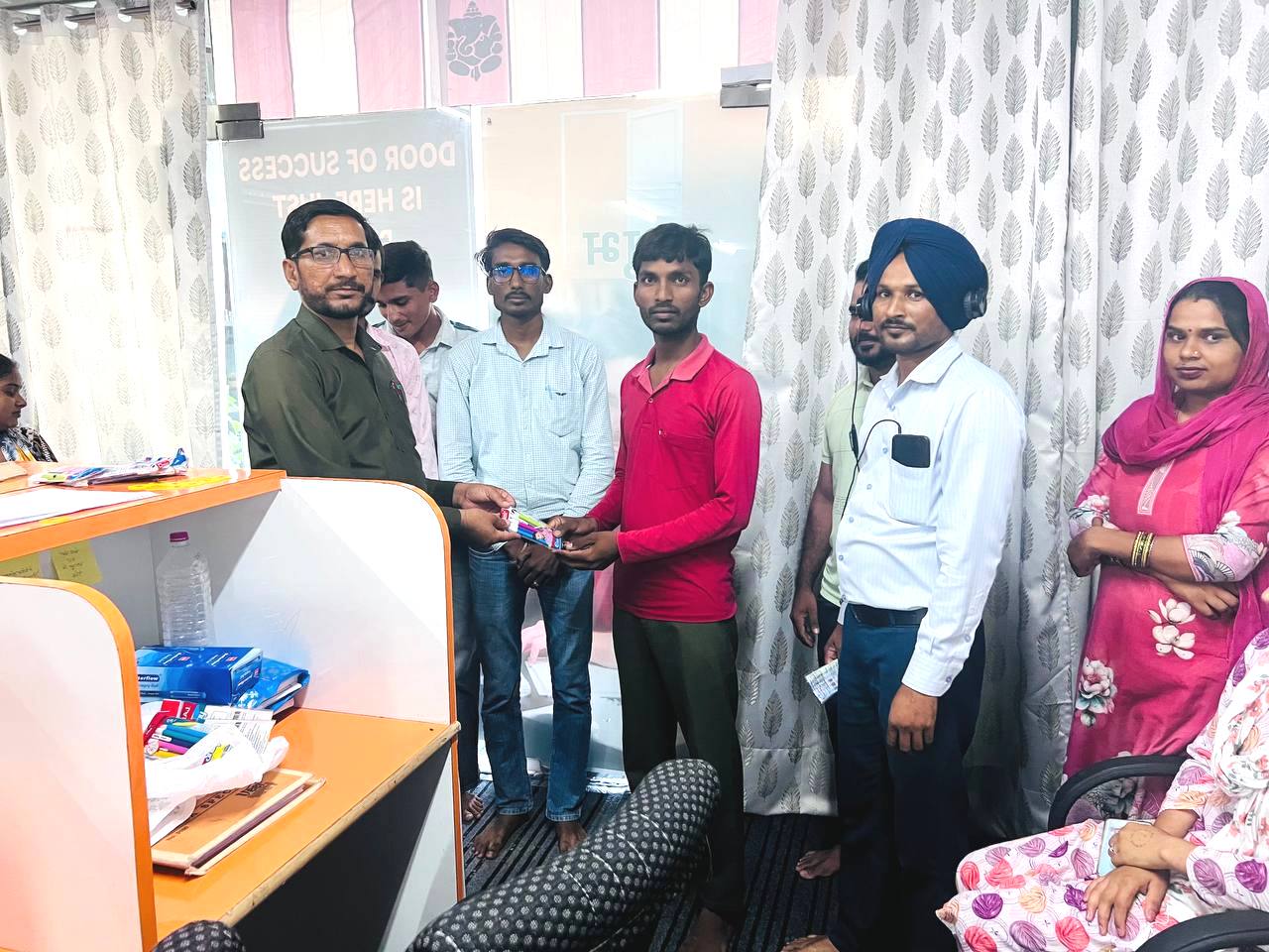 photo_6327877499219986282_y